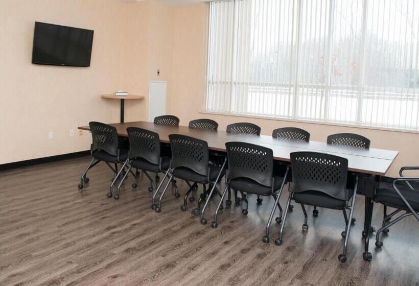 酒店 Residence & Conference Centre   Windsor