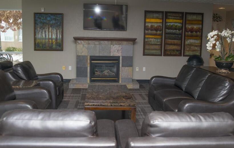 هتل Residence & Conference Centre   Windsor