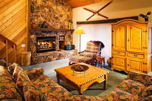 酒店 Ridgepoint Townhomes