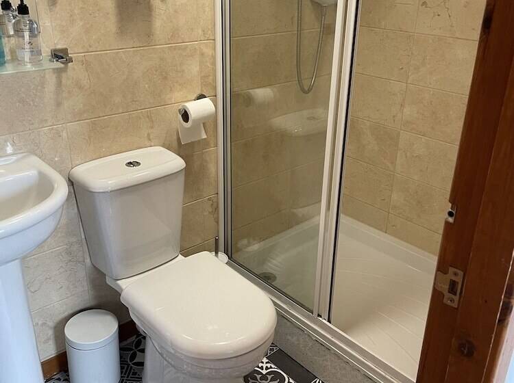 호텔 Royston Guest House Inverness