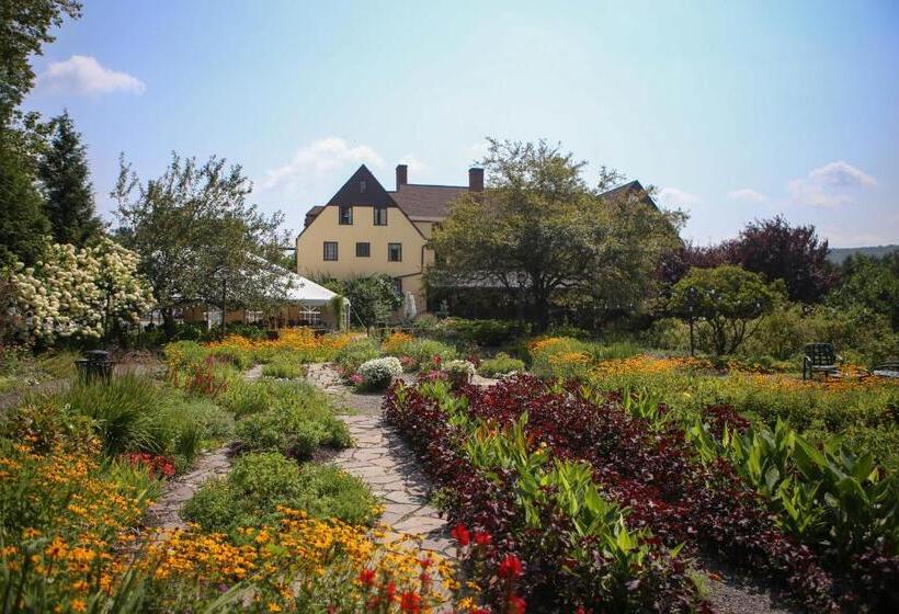 Отель Settlers Inn