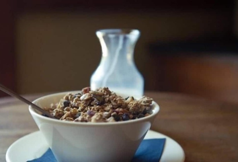 فندق Spinnakers Brewpub & Guesthouses