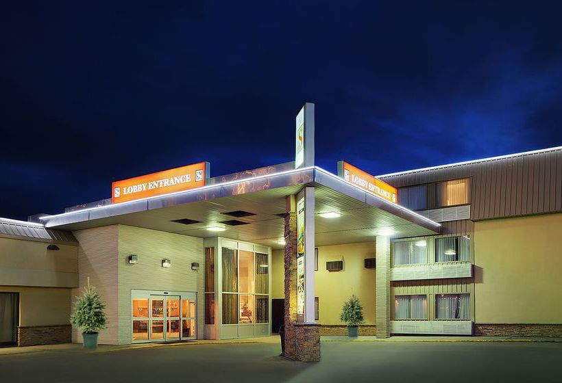 فندق Stonebridge  Grande Prairie