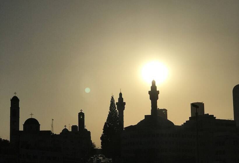 Sun Rise Hotel & Hostel & Tours