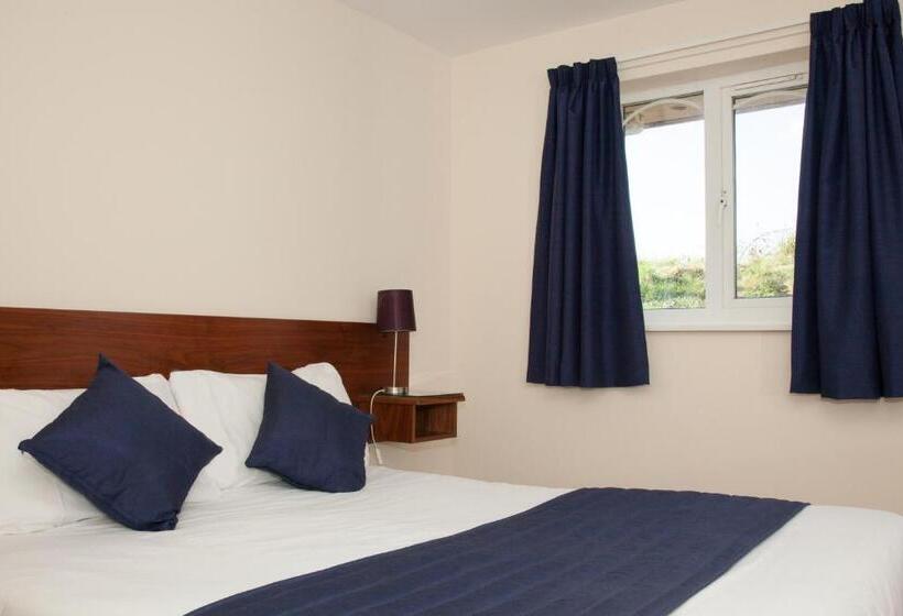 בית מלון כפרי The Angel