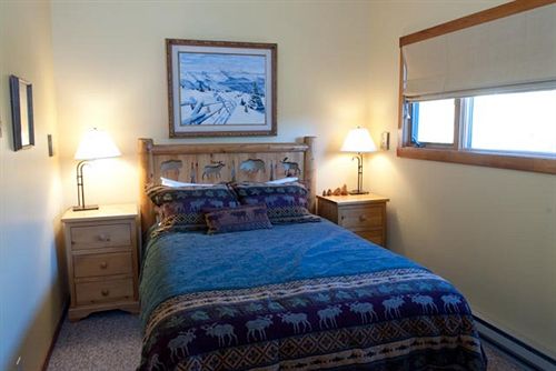 Aspens Condos Collection By Jhrl