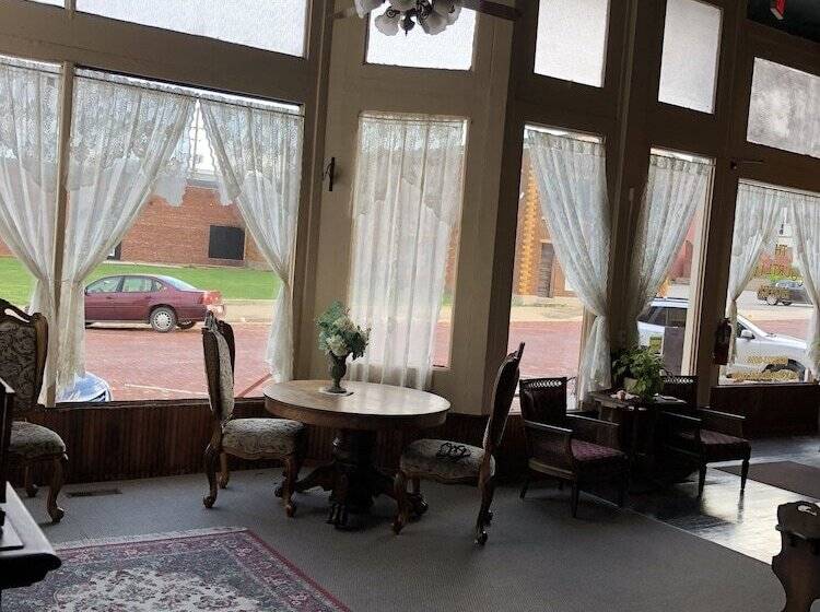 The Courtland Hotel & Spa