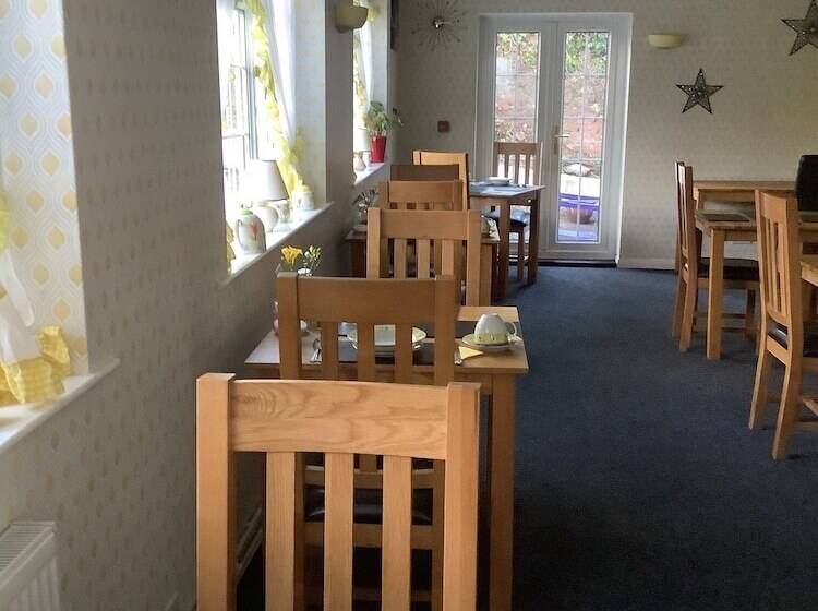 בית מלון כפרי The Glenwood