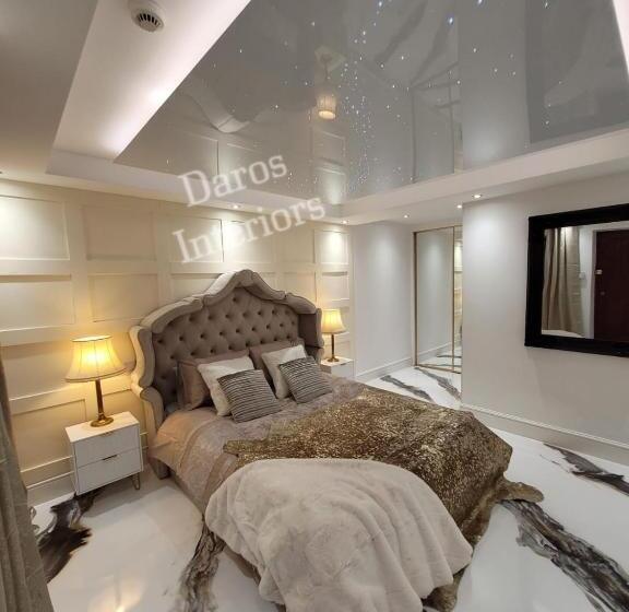 ホテル The Great House