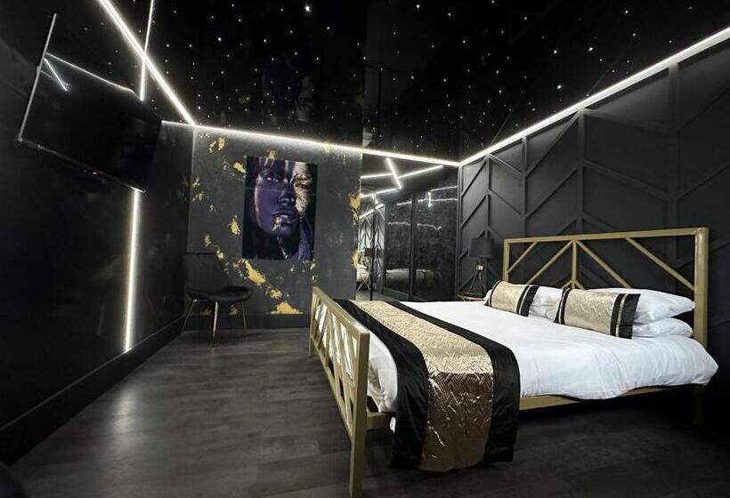 ホテル The Great House