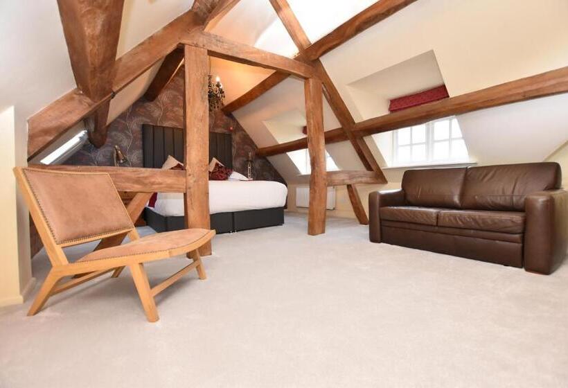 ホテル The Halford Bridge Inn