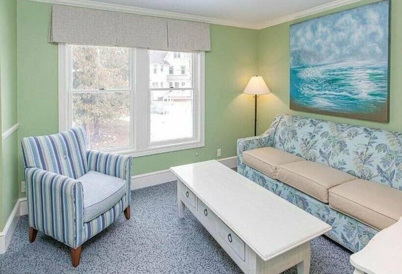 בית מלון כפרי The Inn At Stonecliffe