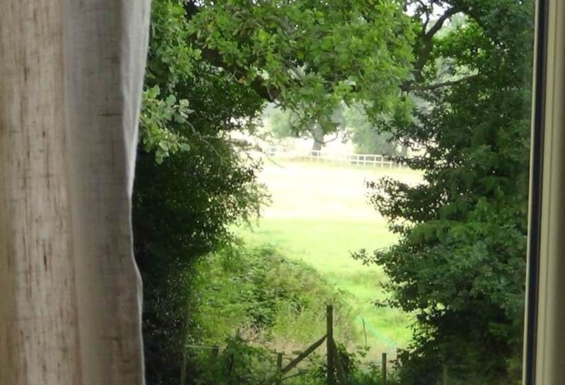 ホテル The Kingsley At Eversley