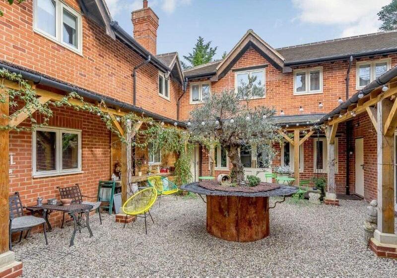 ホテル The Kingsley At Eversley