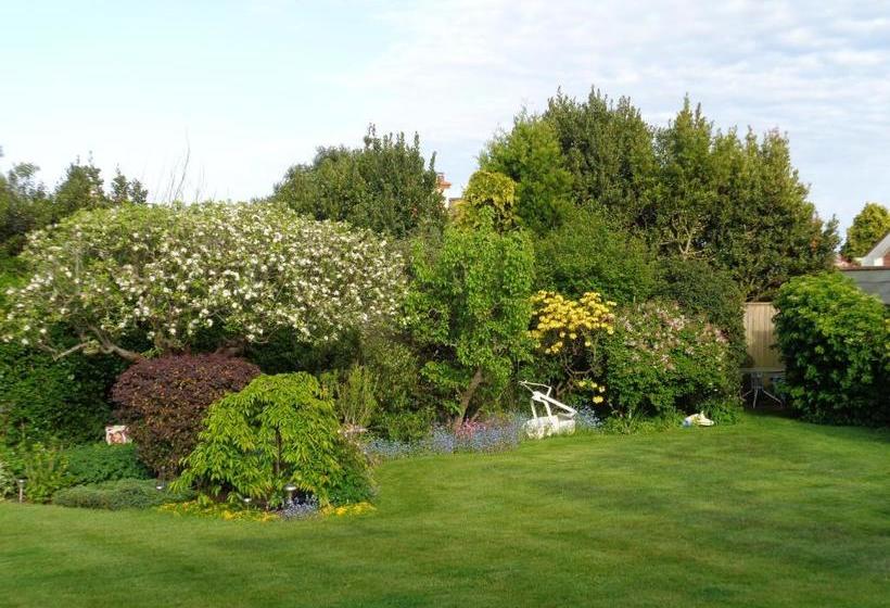 בית מלון כפרי The Long Range