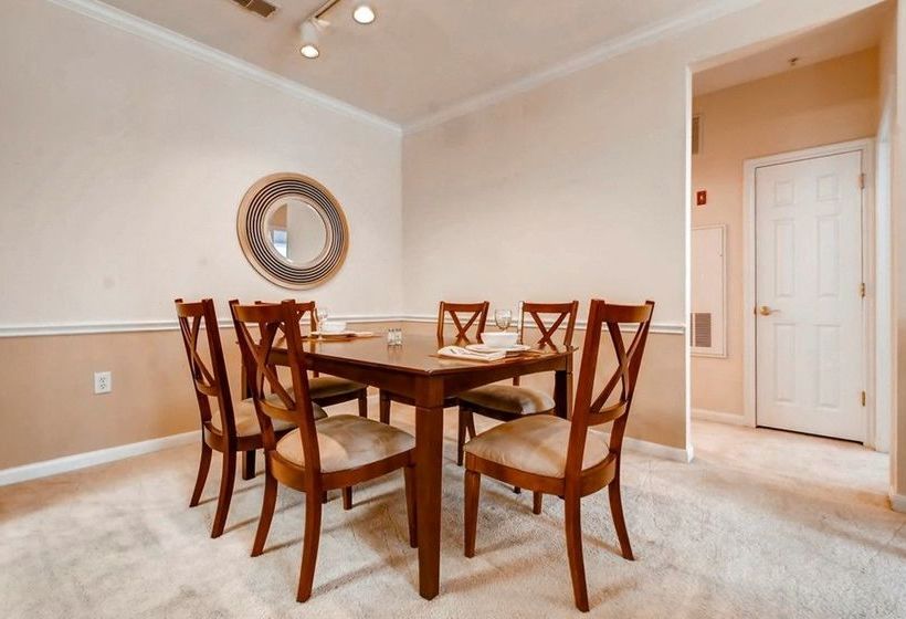 فندق The Mews At Princeton Junction