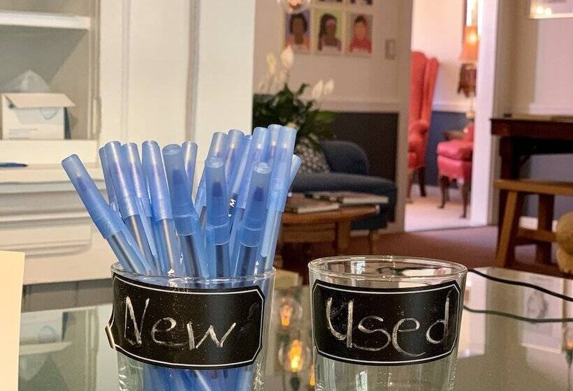 Отель The Nutmeg