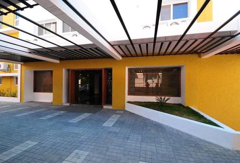 ホテル Viceroy Comforts, Mysore