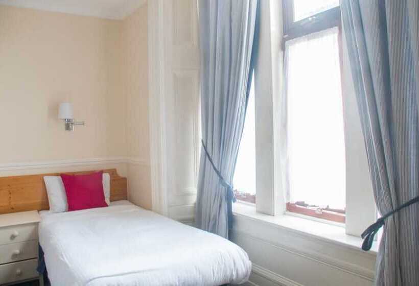 ホテル The Willow