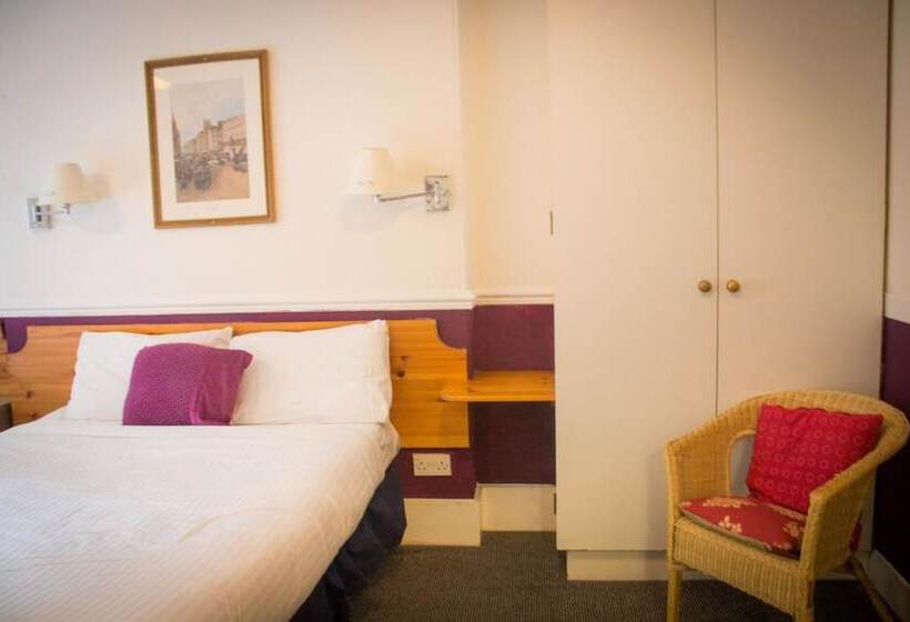 ホテル The Willow