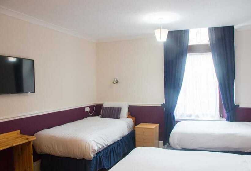 ホテル The Willow