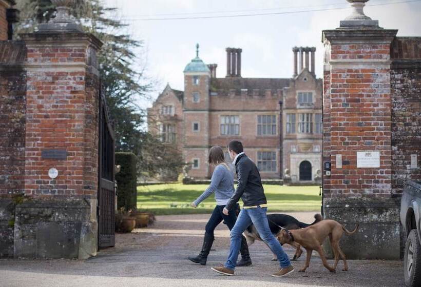 Отель Woolpack Inn