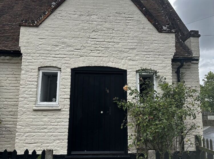 Отель Woolpack Inn