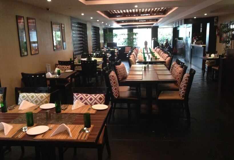 בית מלון כפרי Thulashi Park