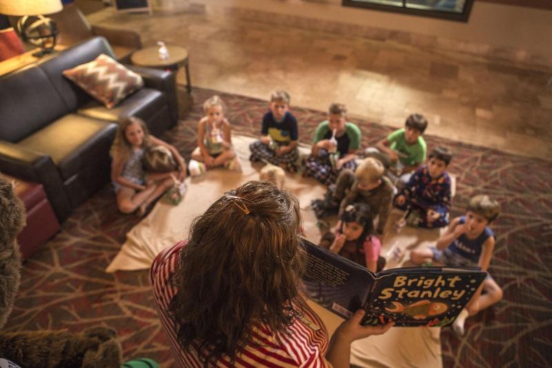 هتل Timber Ridge Lodge And Waterpark