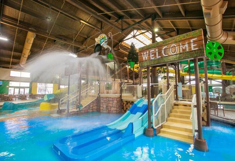 هتل Timber Ridge Lodge And Waterpark