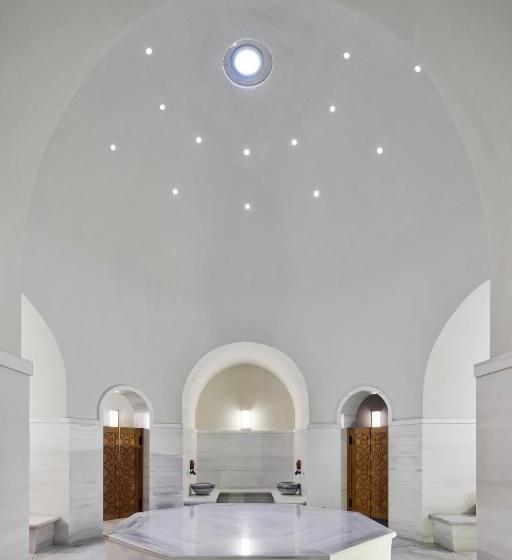 فندق Titanic Gendarmenmarkt Berlin