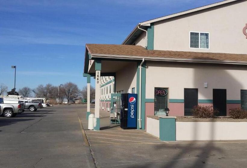 Отель Value Inn & Suites Salina