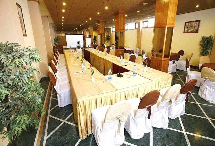 Willow Banks   Boutique 4 Star Hotel On The Mall Road Shimla