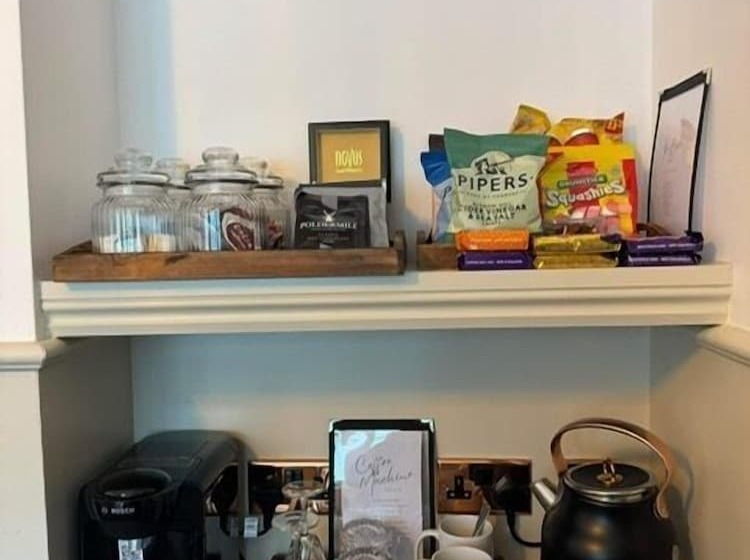 Отель Woolpack Inn