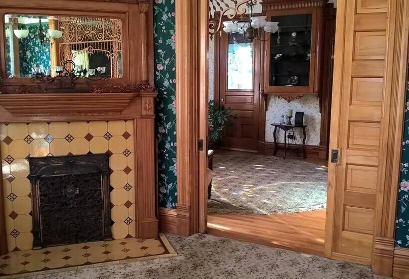 Innisfree Bed & Breakfast