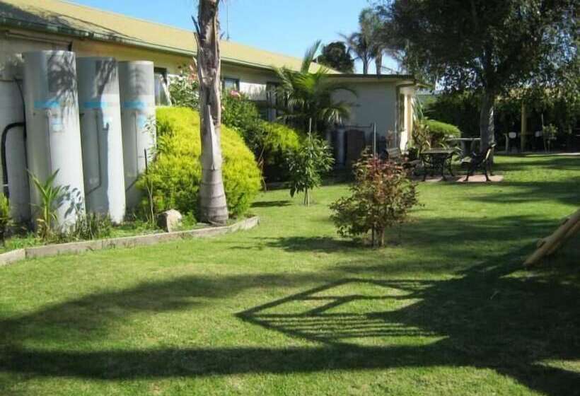 Lakes Entrance Holiday Units