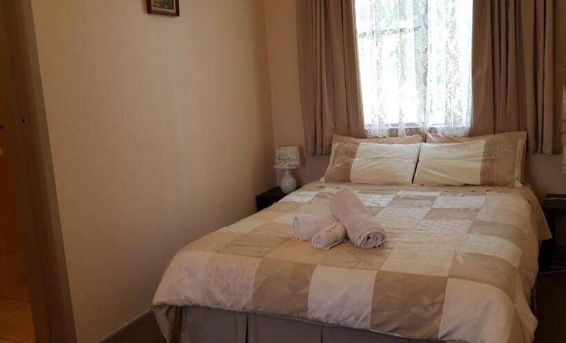 Lakes Entrance Holiday Units