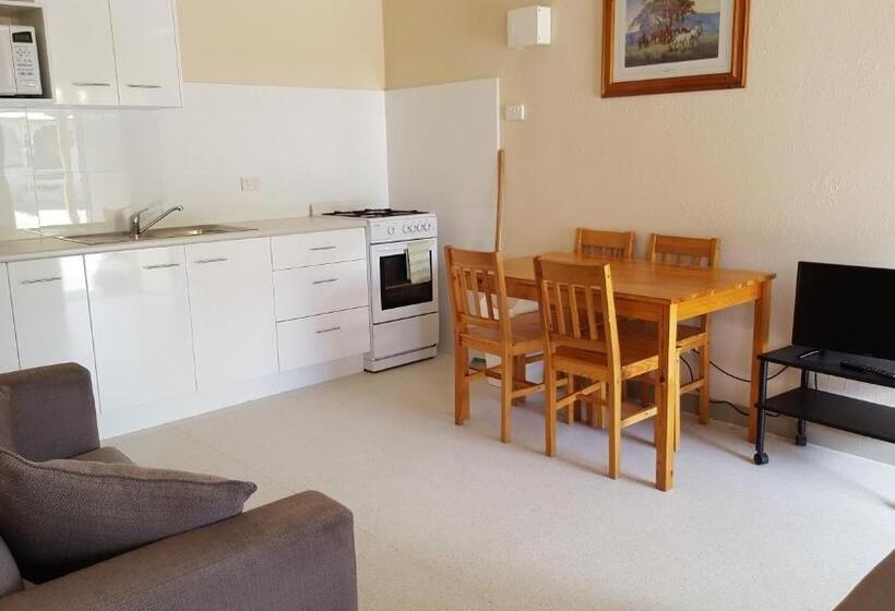 Lakes Entrance Holiday Units