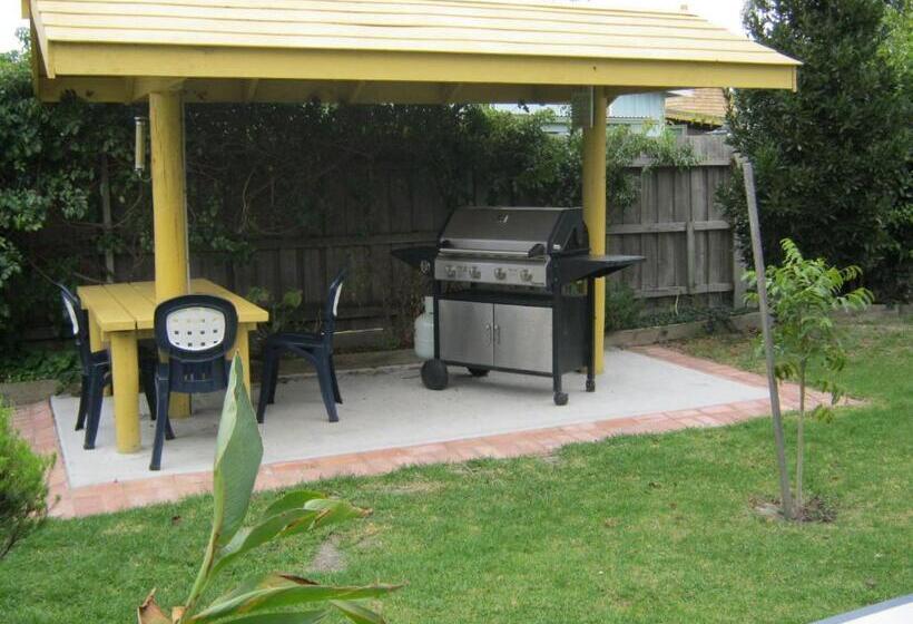 Lakes Entrance Holiday Units