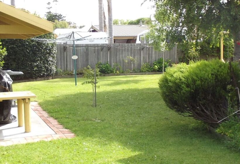 Lakes Entrance Holiday Units