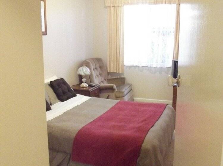 Lakes Entrance Holiday Units