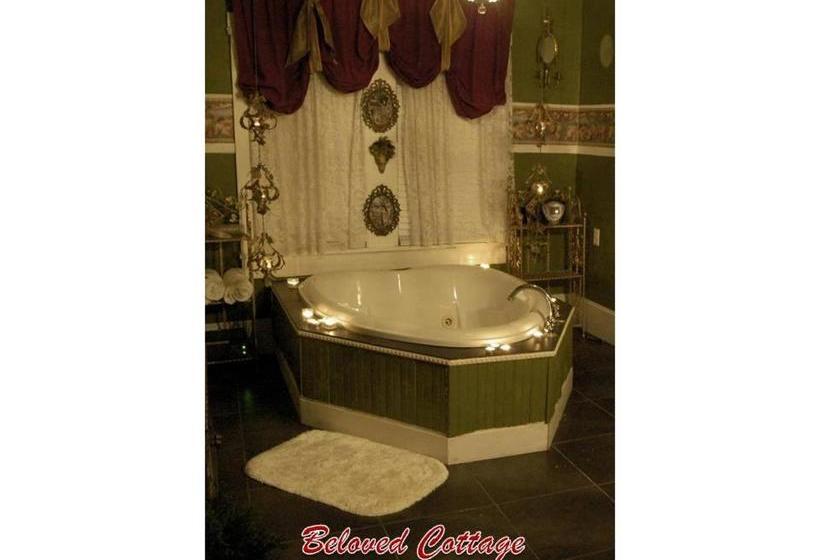 Lockheart Gables Romantic Bed And Breakfast