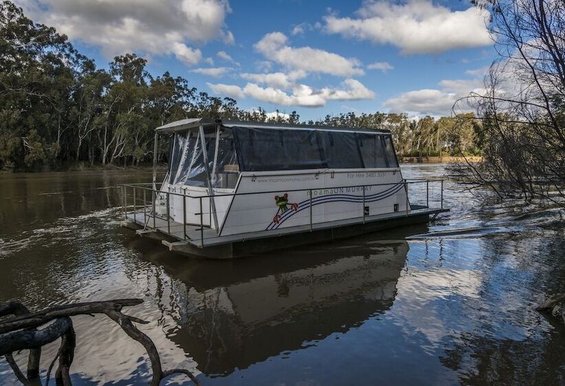 Moama On Murray Houseboats