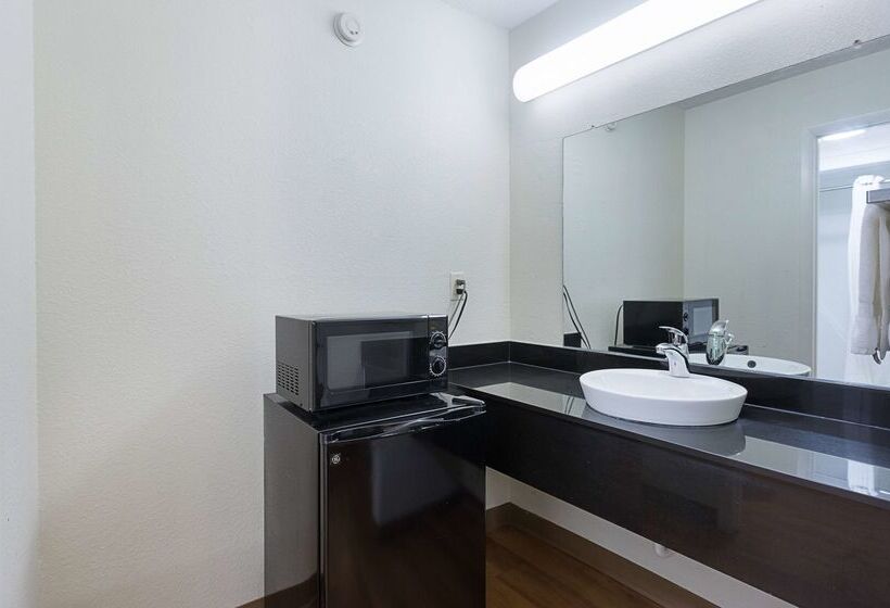 Motel 6 Bells, Tn   Brownsville