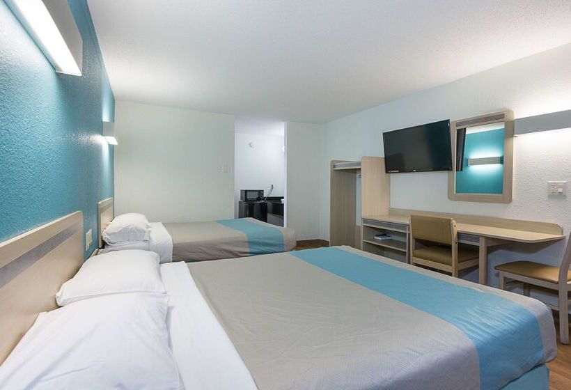 Motel 6 Bells, Tn   Brownsville