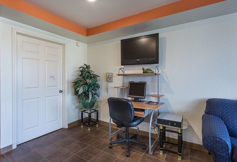 Motel 6 Bells, Tn   Brownsville