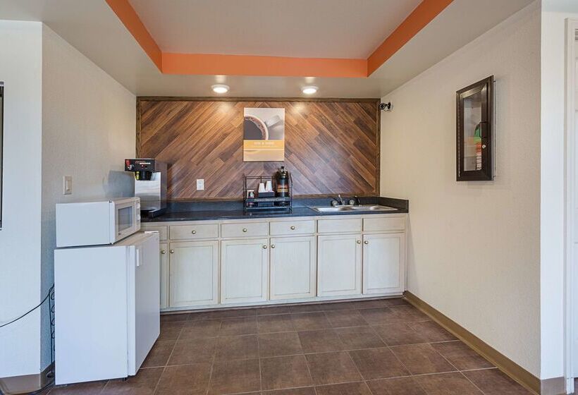 Motel 6 Bells, Tn   Brownsville