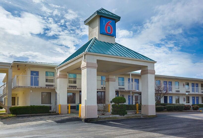 Motel 6 Bells, Tn   Brownsville