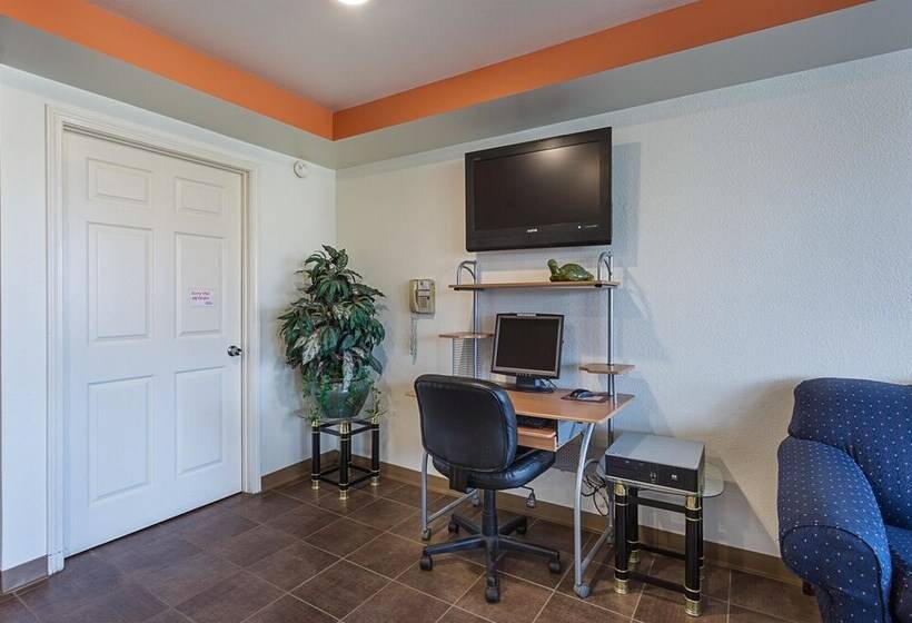 Motel 6 Bells, Tn   Brownsville