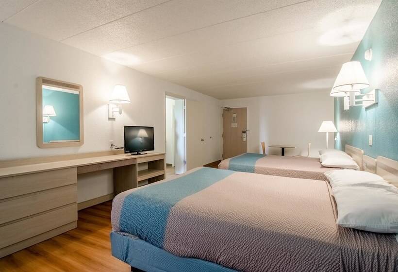 Motel 6 Big Springs, Ne